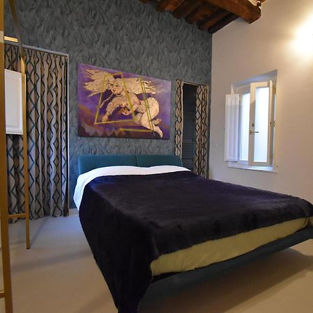 50Mt Dal Duomo - Casa Amasia Bed and Breakfast Pietrasanta Exterior foto